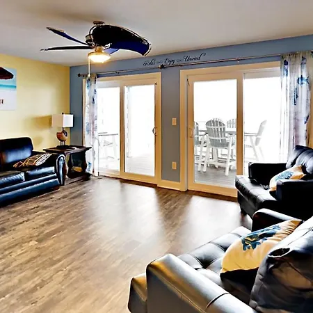 Put-In-Bay Waterfront Condo #103
